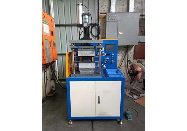 Diffusion welding equipment